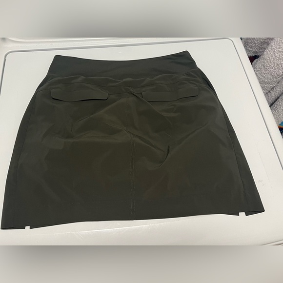 Athleta Soho Skort - Picture 4 of 9